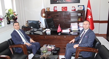 Kaymakam Uğuz’dan Adli Yargı Adalet Komisyonu ve ACM Başkanı Uğur Yarğun’a Hayırlı Olsun Ziyareti