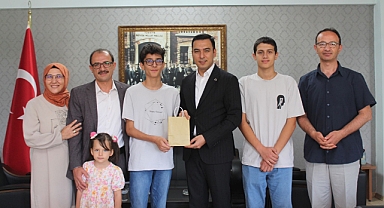 LGS’de Başarı Gösteren Öğrencilerden Kaymakamımıza Ziyaret