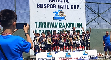 DİNAR FUTBOL SPOR KULÜBÜ Burdur'da Düzenlenen ANTALYA BDSPOR TATİL CUP'da ŞAMPİYON