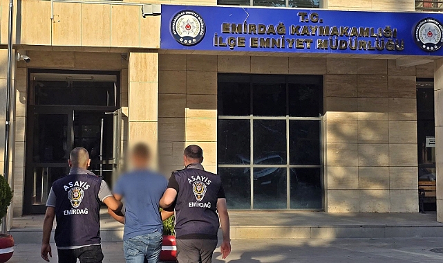 Aranan Hükümlü Yakalanarak Cezaevine Teslim Edildi