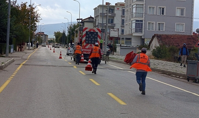 Dinar’ın Tüm Noktalarına Yol Şeritleri Çizildi