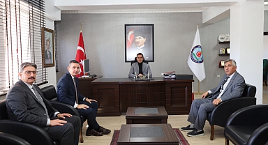 Dinar Pancar Ekicileri Kooperatifi Müdürü ve Müdür Yardımcılarından Kaymakamımız Hasan UĞUZ’a Ziyaret