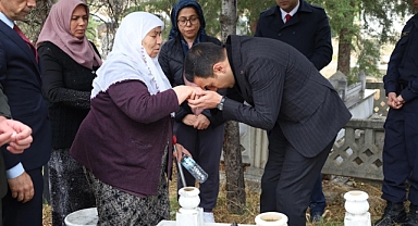 Kaymakamımız Hasan UĞUZ, Şehit Selçuk Gürdal ve Şehit İzzet Taşbaş’ın Ailelerini Ziyaret Etti