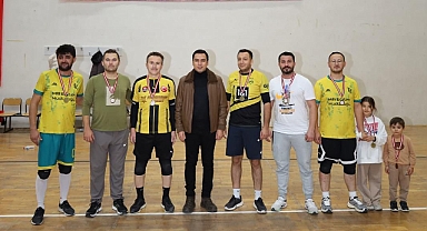 24 Kasım Öğretmenler Günü Voleybol Turnuvası Finali Gerçekleştirildi