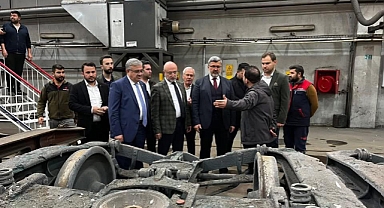 AK Parti Heyetinden Dinar’ın Gururu Acarlar Vagon’a Ziyaret