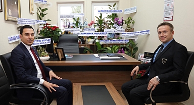 Kaymakamımız Hasan UĞUZ’dan Yeni Müdüre Hayırlı Olsun Ziyareti