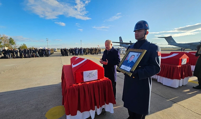 Mehmet Taytak, Şehit Askerlerimiz İçin Düzenlenen Törene Katıldı
