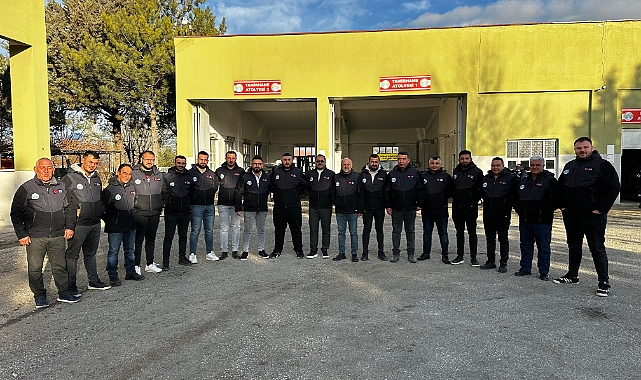 Dinar Belediyesi Personeline Koruyucu Kıyafet Desteği!