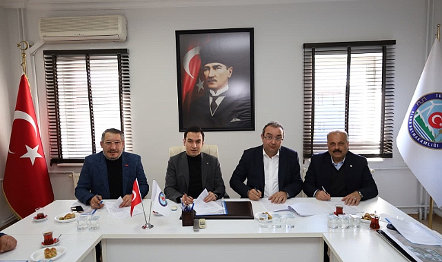 DİNAR OSB’DE İKİ ÖNEMLİ YATIRIM İÇİN İMZALAR ATILDI