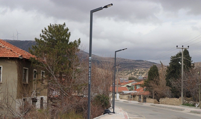 Konak Mahallesi Çivril Yolu’nda Işıklı Yol Çalışmaları Başladı