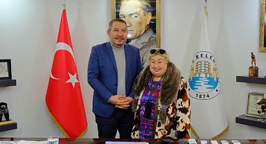 Ünlü Oyuncu Gülnihal Demir’den Ziyaret!