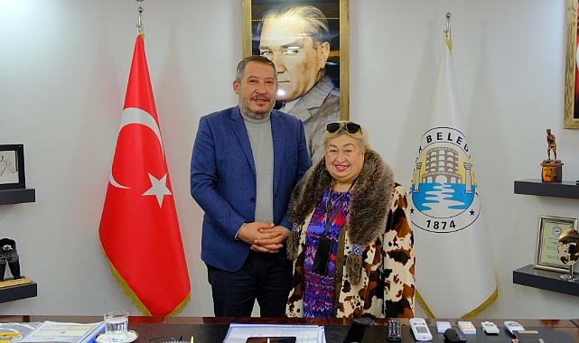 Ünlü Oyuncu Gülnihal Demir’den Ziyaret!