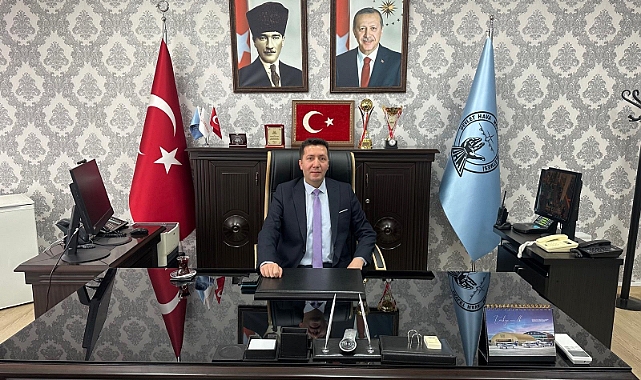 Dinarlı Hemşerimiz Ahmet Karagöz Isparta Süleyman Demirel Havalimanı Müdürü Oldu