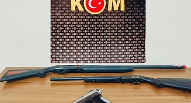 Durdurulan Bir Araçta Ruhsatsız Tabanca Ele Geçirildi