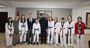 Kaymakamımız Hasan UĞUZ, Taekwondo Sporcularını Ağırladı