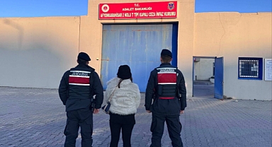 Afyonkarahisar’da Yolcu Otobüsünde 8 Bin 190 Sentetik Hap Ele Geçirildi