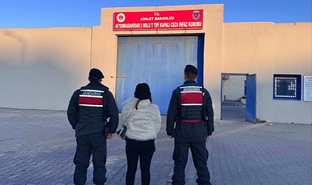 Afyonkarahisar’da Yolcu Otobüsünde 8 Bin 190 Sentetik Hap Ele Geçirildi