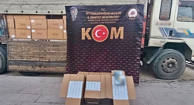 Bolvadin’de 4 Milyon 100 Bin Sahte Bandrollü Makaron Ele Geçirildi