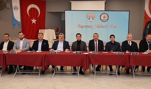 Dinar’da Bayramlaşma Programı Yoğun Katılımla Gerçekleşti