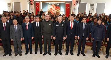 Dinar’da İstiklal Marşı’nın Kabulünün 105. Yılı Anıldı 